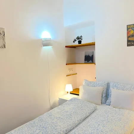 Stunning 150M2 3-Bedroom With Balcony Budapest Exterior photo