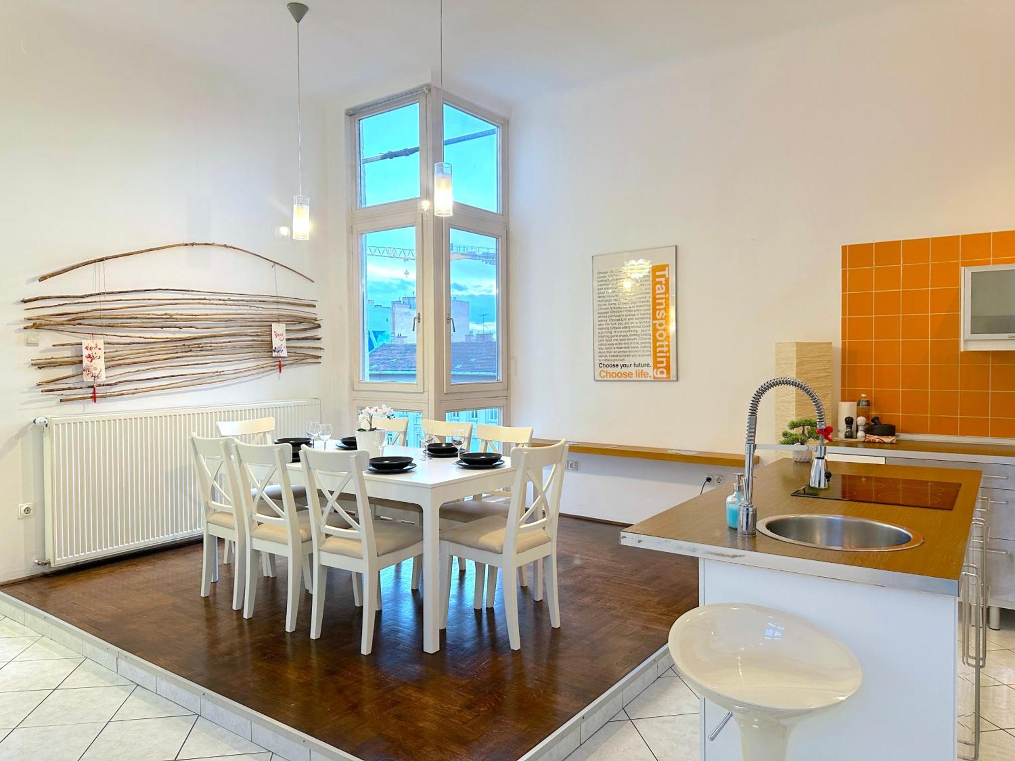 Apartmán Stunning 150m2 3-bedroom With Balcony Budapest