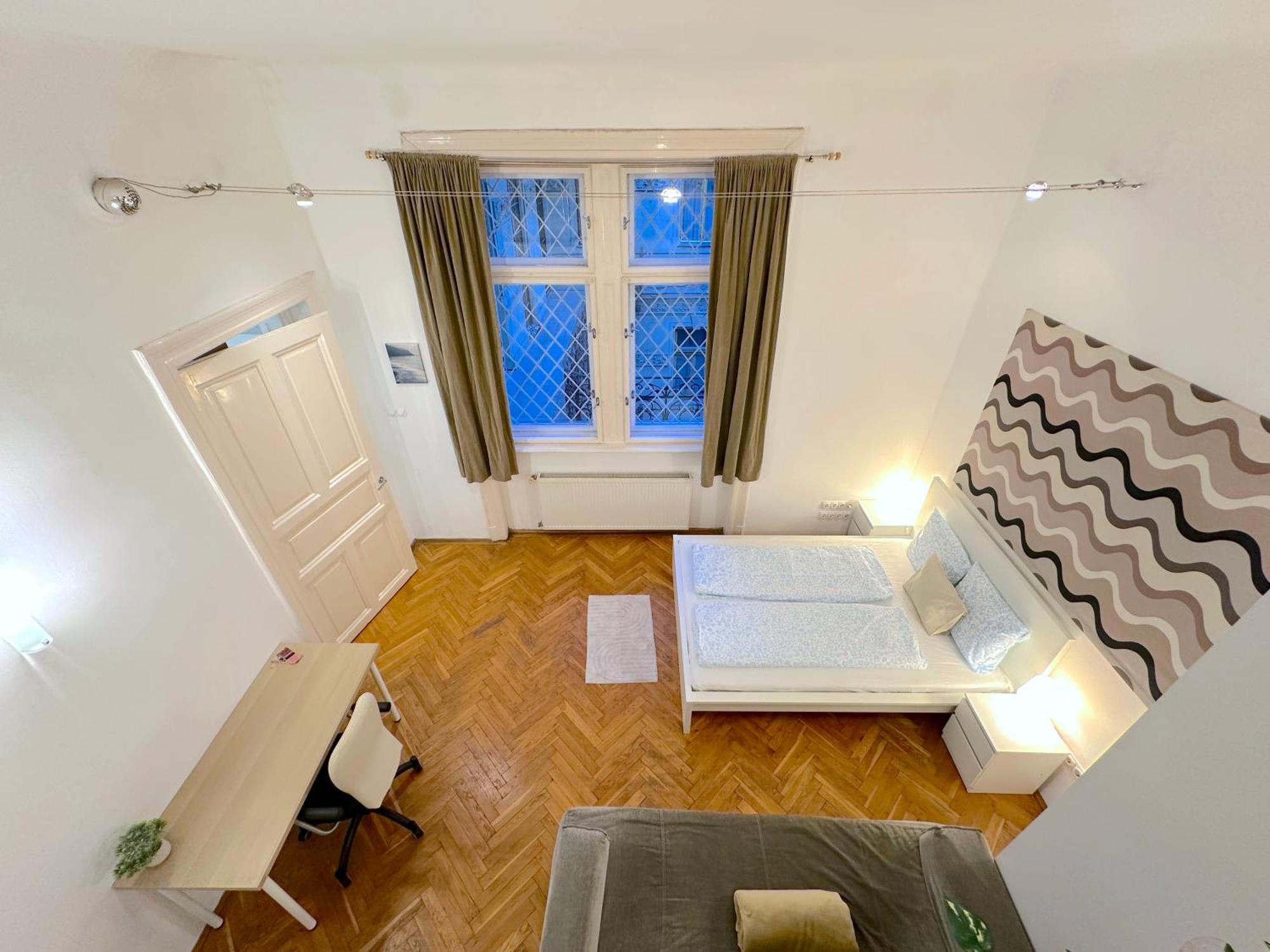 Apartmán Stunning 150m2 3-bedroom With Balcony